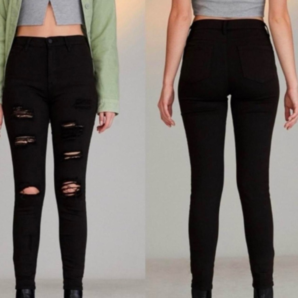 High-Waisted Black Distressed Jeans/jeggings